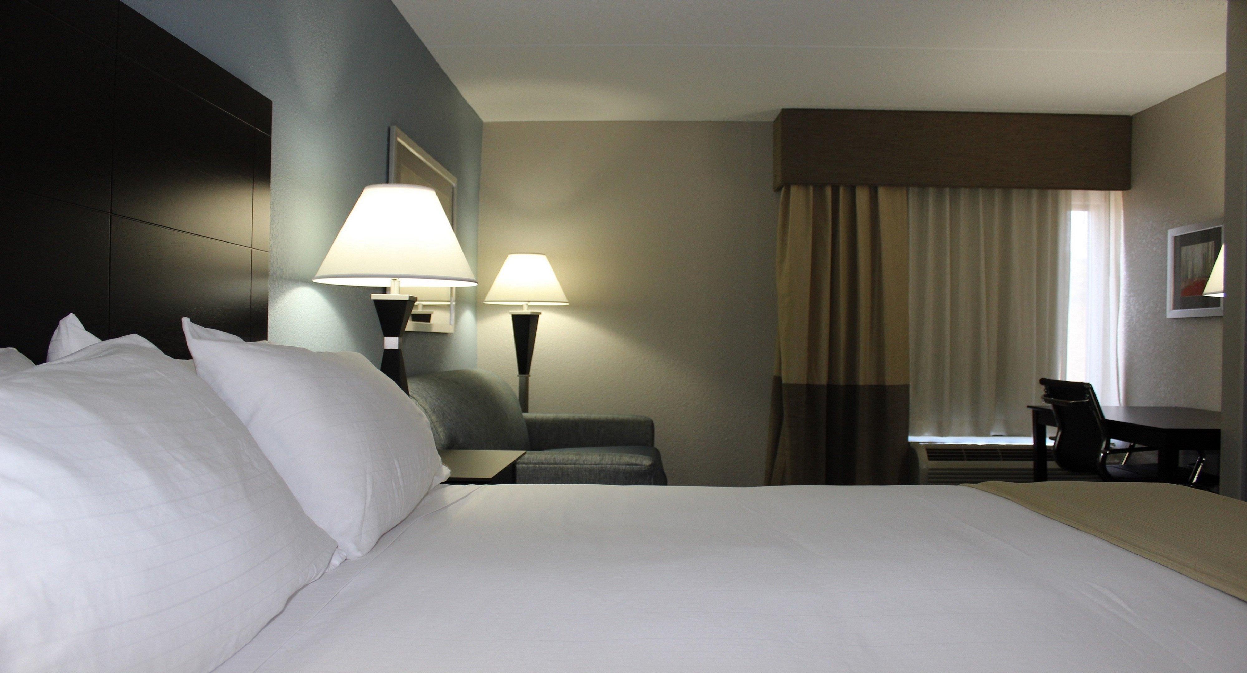 Holiday Inn Express Forsyth By Ihg Buitenkant foto
