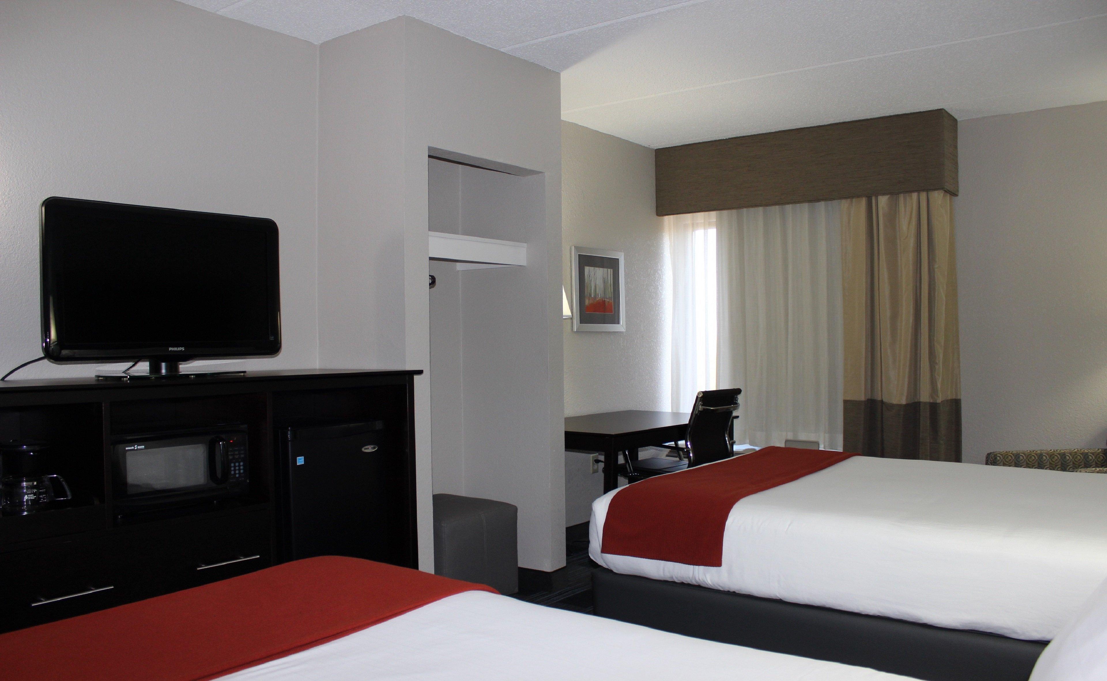Holiday Inn Express Forsyth By Ihg Buitenkant foto